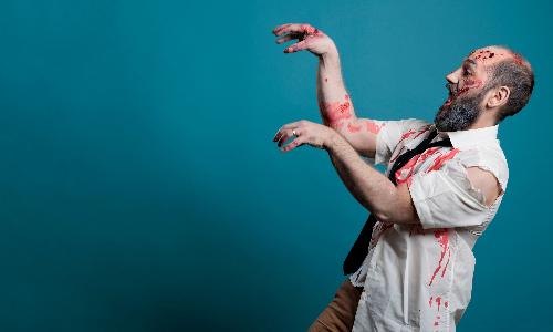 Zombie Crawl, Witches Ball