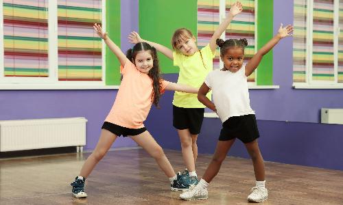 Wiggle, Move and Giggle 